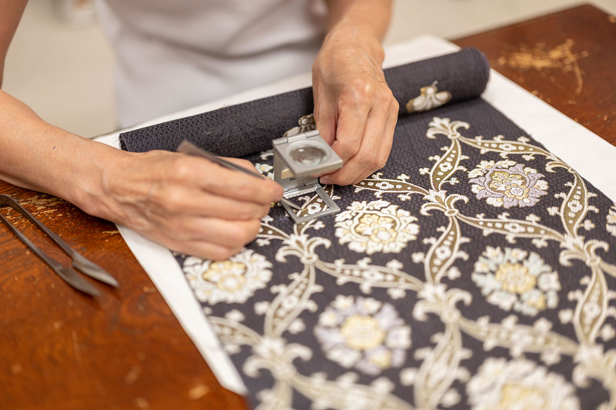 西陣織【京都・西陣】西陣織卸、製造販売の織文意匠鈴木